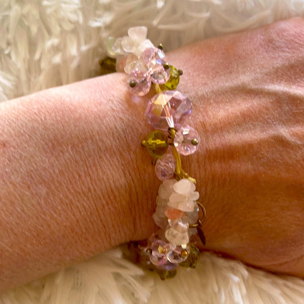 Bracelet Ali Kahn New York adjustable crystal bangle pink green white stones